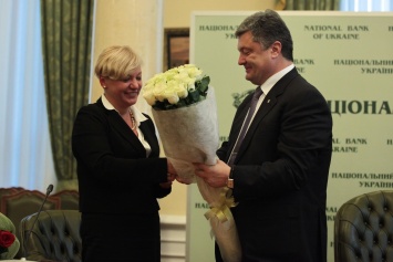 Гонтарева идет в отставку из-за конфликта с Коломойским - украинское издание