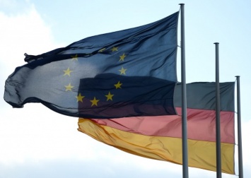 Немецкие парламентарии призвали ЕС к введению новых санкций против РФ