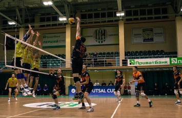 Волейболистов «Днепра» обокрали во Львове