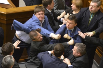 Смех сквозь слезы: всю украинскую политику показали на видео за 30 секунд