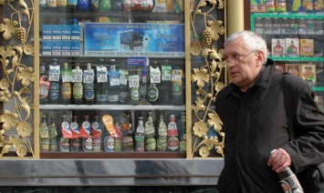 Киевсовет собирается убрать из функционала МАФов продажу алкоголя