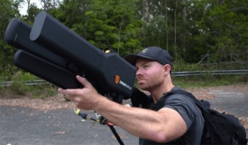Австралийцы придумали пушку против дронов (видео)