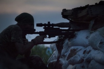 Ночь на Донбассе: опубликовано видео перестрелки сил АТО и террористов