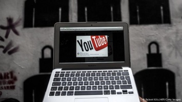"Коммерсант": Новый законопроект может вынудить YouTube уйти из России