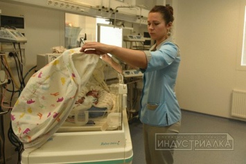В Запорожском перинатальном центре каждый месяц появляется на свет 300 малышей