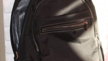Rivacase 8360 Black: мощный рюкзак для ноутбуков с превосходной эргономикой и системой вентиляции спины
