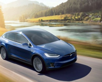 В Китае поднимут цены на новые Tesla Model X