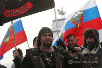 Хотеть не вредно: в Кремле назвали бредом предложение изменить герб России