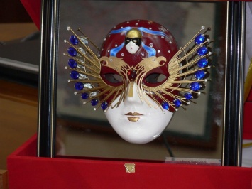 В Санкт-Петербурге стартовал фестиваль "Золотая маска"