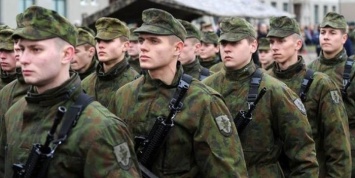 Литовские военные на учениях против "агрессии РФ" обстреляли немцев из минометов