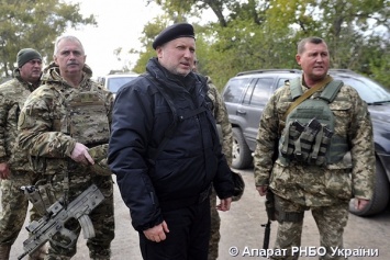 Ракеты "не для парада": Турчинов похвастался новинкой украинской оборонки