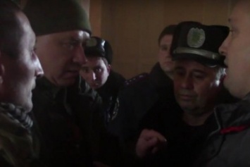 В Одесской области против ветеранов АТО кинули полицию (ФОТО, ВИДЕО)