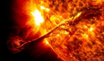 В сети показали впечатляющее видео взрыва на Солнце