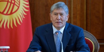Атамбаев отказался продлить договор о размещении российских войск в Киргизии