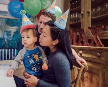 Марк Цукерберг поздравил дочку с первым днем рождения