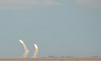Зенитные ракетные войска возле Крыма сбивают крылатые ракеты