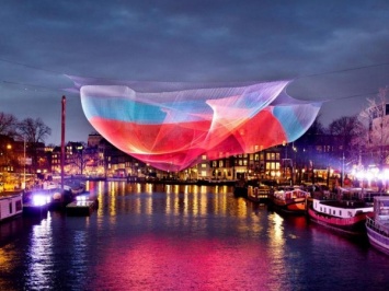 Пятый Амстердамский фестиваль света начался в голландской столице
