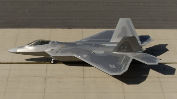 Американские F-22 теряют покрытие, которое делает их «невидимками»