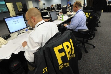 Агентам ФБР разрешили взламывать компьютеры за пределами США