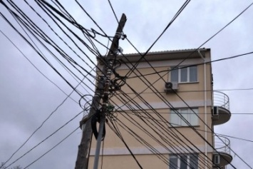 Жить под напряжением: жители Гаспры обеспокоены состоянием электрических сетей в поселке