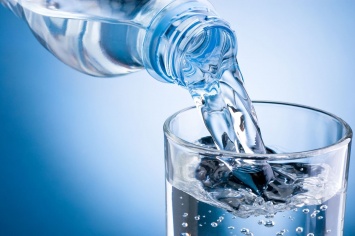 Ученые: Обильное питье во время болезни может привести к смерти