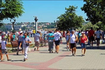 Директор севастопольского фонда ОМС рассказала о более чем 25 тысячах приезжих в городе