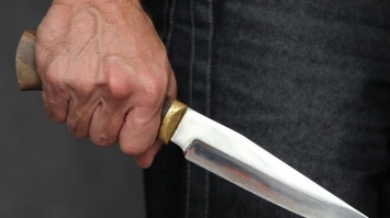 В Киеве парень порезал ножом двоих иностранных студентов