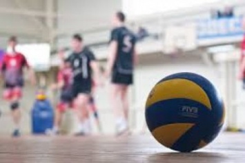 40 волейбольных команд со всей Украины и заграницы собрались на соревнованиях в Полтаве