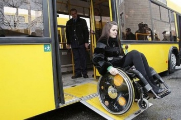 Севастополь закупит дополнительные автобусы, адаптированные для инвалидов