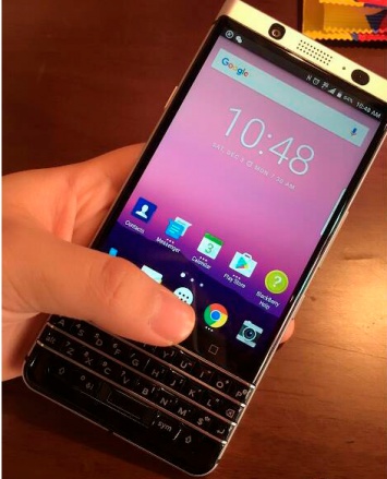 В Сети появилось первое фото нового смартфона BlackBerry Mercury