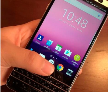 В сети опубликованы первые фотографии смартфона BlackBerry Mercury