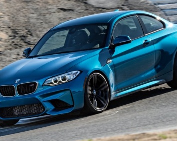 BMW покажет «заряженное» купе M2 CS в 2018 году