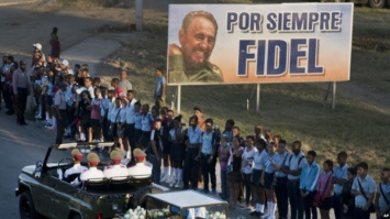 На Кубе похоронили прах Фиделя Кастро