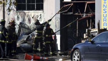 США: Число погибших от пожара на вечеринке возросло до 33