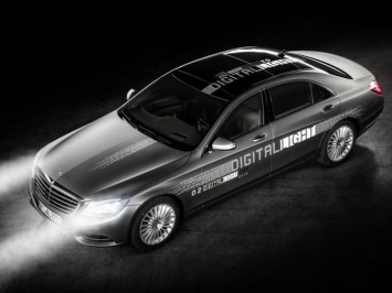Mercedes-Benz представил "цифровые" фары
