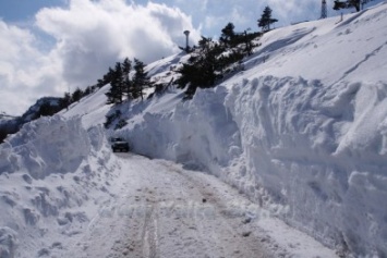 Водителей просят воздержаться от поездок по закрытой дороге Бахчисарай - Ялта до весны