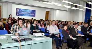 Севастопольский избирком принял участие в научной конференции школьников «Экономика и право»