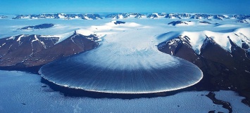 Массивный разлом в Антарктиде приведет к образованию айсберга размером со штат Делавэр