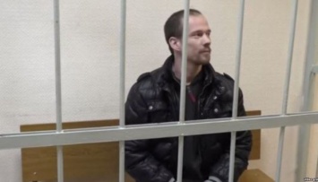 Российского политзаключенного Дадина везут в кировскую колонию - СМИ