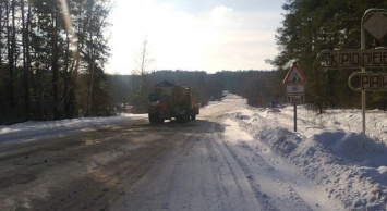 На Сумщине 205 дорожников боролись со снегом