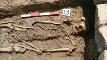 Археологи обнаружили скелеты первых монахов Великобритании