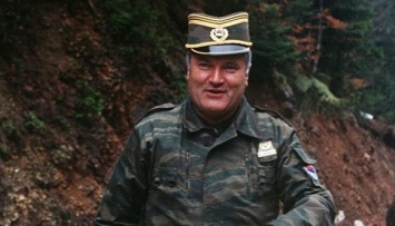 Прокурор на суде в Гааге заявил, что Младич хотел истребить мусульман