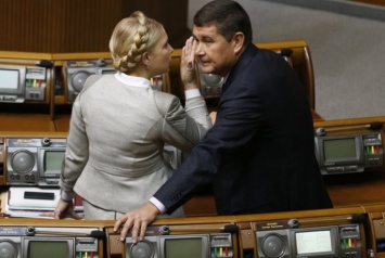 Тимошенко скрывает свои связи с Онищенко - эксперт