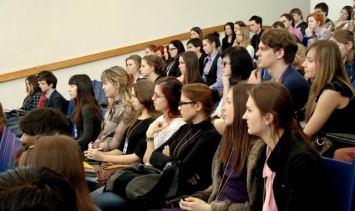 Московские студенты смогут бесплатно ходить в столичные театры