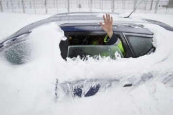 В Запорожской области спасатели вызволили 3-х человек из снежного плена