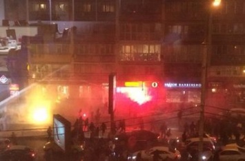 Появились фотографии погрома в центре Киева