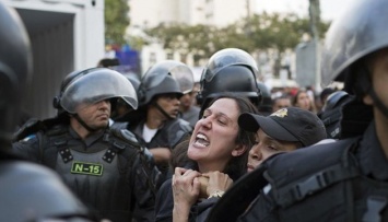 В Рио акция протеста переросла в столкновения с полицией