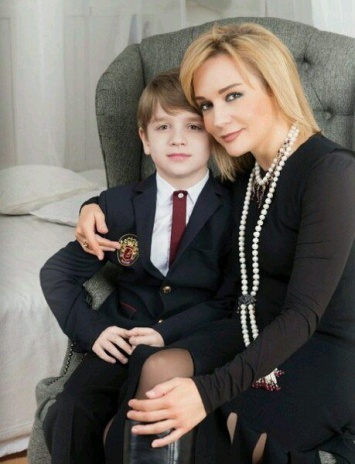 Татьяна Буланова официально развелась с мужем