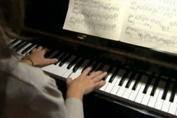 Херсонка заняла призовое место во Всеукраинском конкурсе юных пианистов