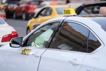 Минтранс и Ассоциация таксистов Подмосковья заключили соглашение о взаимодействии